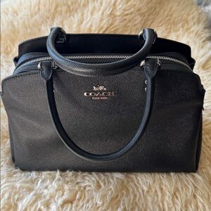 EUC Coach Lillie carryall satchel in black